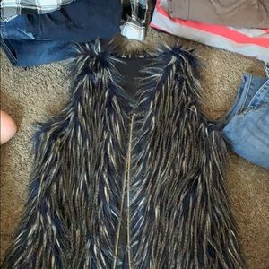 Fake fur vest
